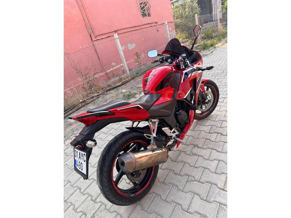 Sahibinden ihtiyaçtan satılık Honda CBR 250 R