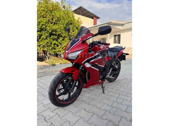 Sahibinden ihtiyaçtan satılık Honda CBR 250 R
