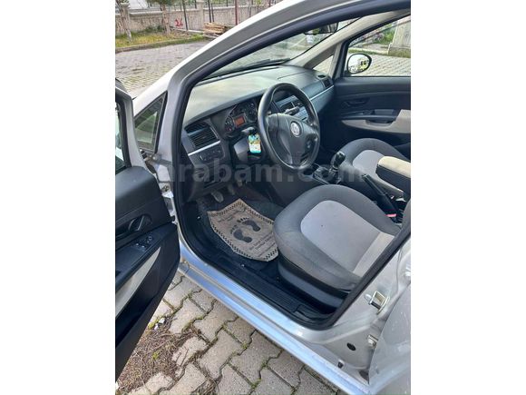 Sahibinden Fiat Linea 1.3 Multijet Active 2010 Model 