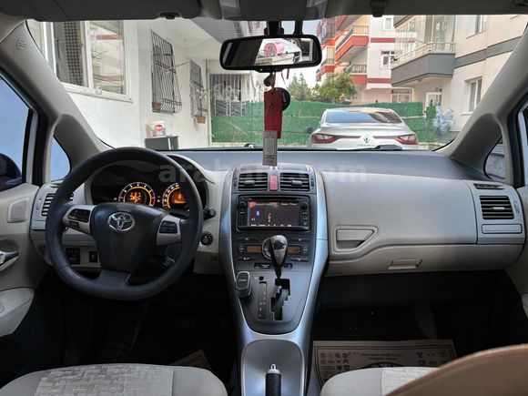 Sahibinden Toyota Auris 1.6 Elegant 2012 Model 