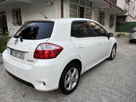Sahibinden Toyota Auris 1.6 Elegant 2012 Model 