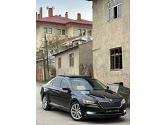 Galeriden Skoda SuperB 1.6 TDI Prestige 2017 Model Van