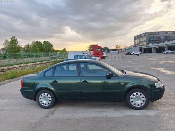 SADECE 155 BİN KM DE İLK SAHİBİNDEN İLK PLAKA OTOMATİK PASSAT