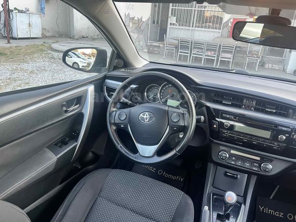 OTOMATİK Toyota Corolla 1.4 D-4D Touch 2013 Model Denizli