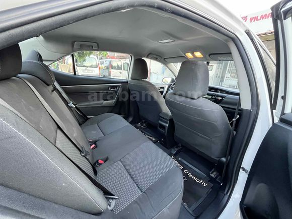 OTOMATİK Toyota Corolla 1.4 D-4D Touch 2013 Model Denizli