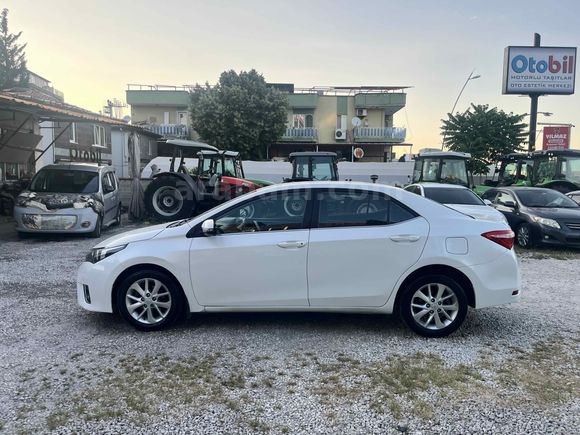 OTOMATİK Toyota Corolla 1.4 D-4D Touch 2013 Model Denizli