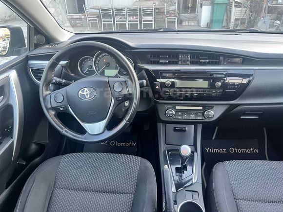 OTOMATİK Toyota Corolla 1.4 D-4D Touch 2013 Model Denizli