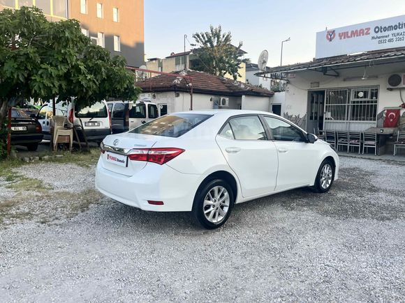 OTOMATİK Toyota Corolla 1.4 D-4D Touch 2013 Model Denizli