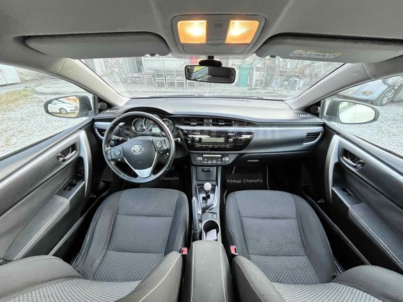 OTOMATİK Toyota Corolla 1.4 D-4D Touch 2013 Model Denizli