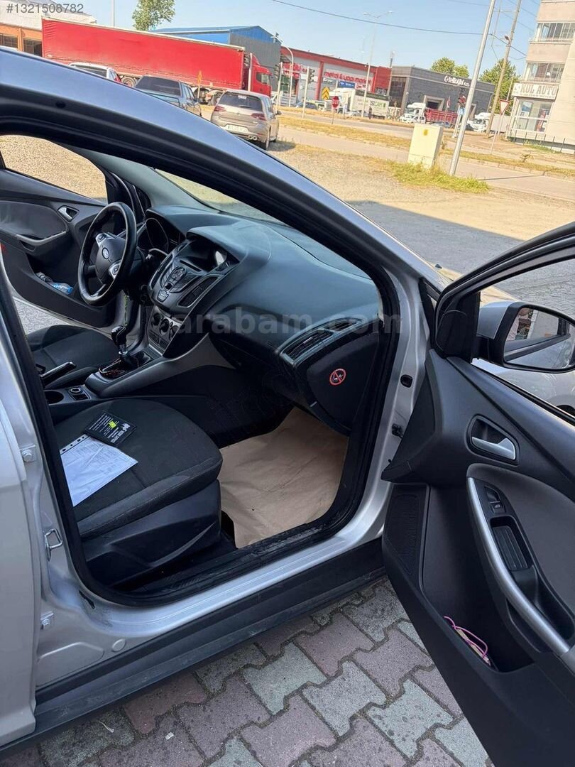 Galeriden Ford Focus 1.6 TDCi Trend X 2012 Model Samsun 159.000 km Gri 7