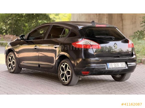 HATASIZ AYARINDA MEGANE 3 TOUCH
