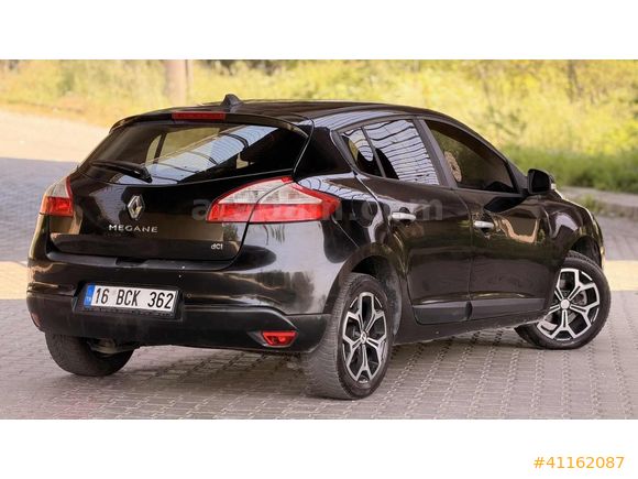 HATASIZ AYARINDA MEGANE 3 TOUCH