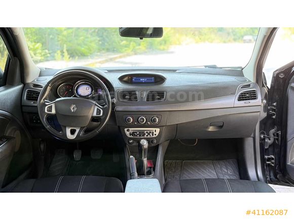 HATASIZ AYARINDA MEGANE 3 TOUCH