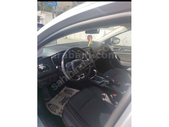 Sahibinden Renault Megane 1.5 Blue DCI Touch 2020 Model