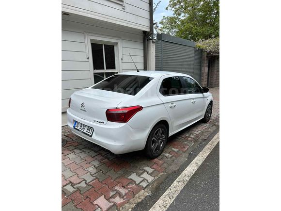 DEĞİŞENSİZ BOYASIZ TRAMERSİZ 2018 model

