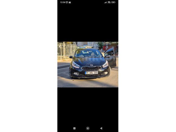 Sahibinden Kia Ceed 1.6 CRDi Premium 2015 Model  230.000 km Siyah
