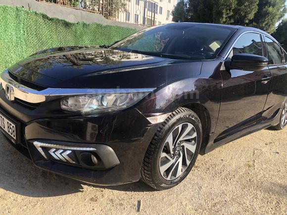 Sahibinden Honda Civic 1.6i VTEC Eco Elegance 2017 Model 