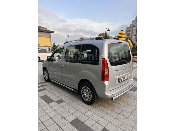 İLK SAHİBİNDEN 1.6 COMBİ SX 110 LUK