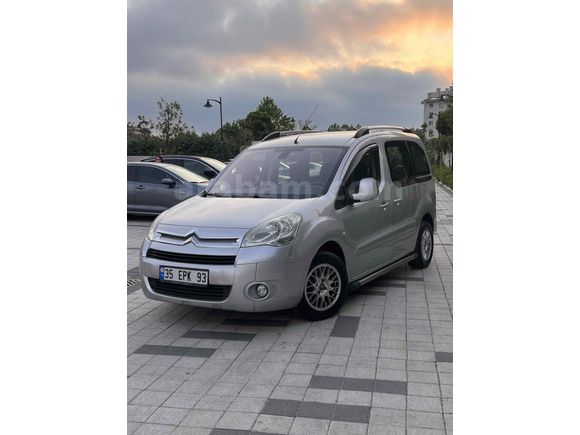 İLK SAHİBİNDEN 1.6 COMBİ SX 110 LUK