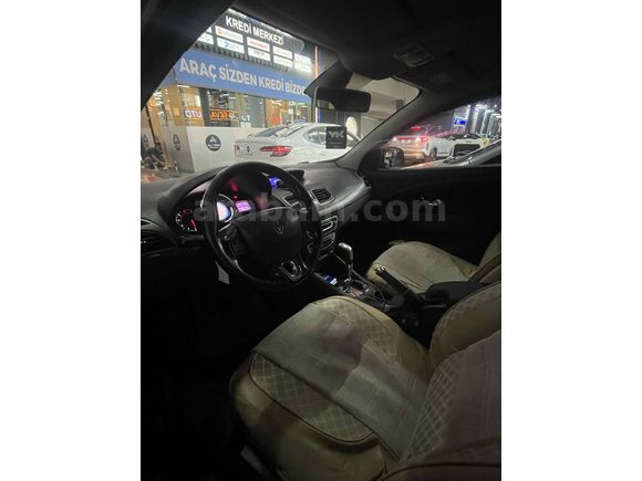 Galeriden Renault Megane 1.5 dCi Touch Plus 2015 Model İstanbul