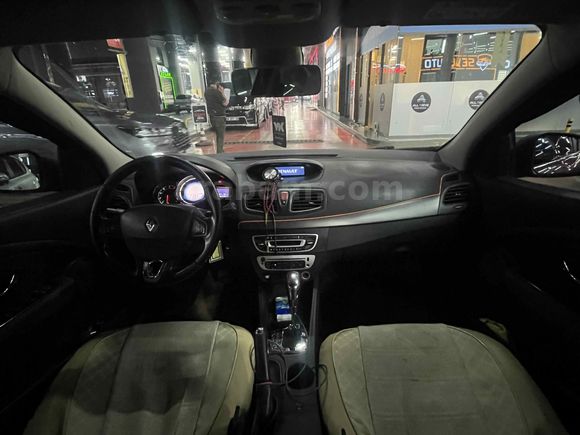 Galeriden Renault Megane 1.5 dCi Touch Plus 2015 Model İstanbul