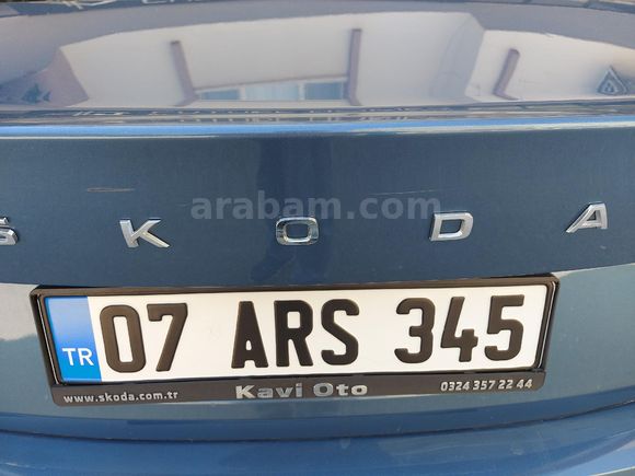 Sahibinden Skoda Octavia 1.5 e-Tec Elite 2021 Model  49.000 km Mavi