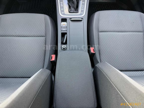 EMİN AUTO-PASSAT 1.5 TSI ACT/DSG/ HATASIZ/YAĞMUR,FAR SENSÖRÜ VAR