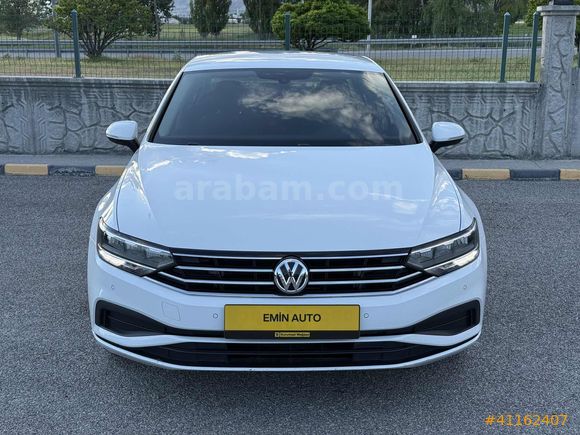 EMİN AUTO-PASSAT 1.5 TSI ACT/DSG/ HATASIZ/YAĞMUR,FAR SENSÖRÜ VAR