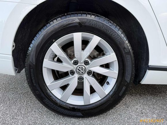 EMİN AUTO-PASSAT 1.5 TSI ACT/DSG/ HATASIZ/YAĞMUR,FAR SENSÖRÜ VAR