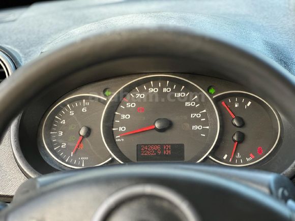 Galeriden Renault Kangoo Multix 1.5 dCi Extreme 2012 Model Mardin