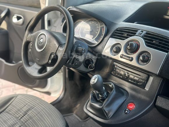 Galeriden Renault Kangoo Multix 1.5 dCi Extreme 2012 Model Mardin