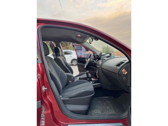 Galeriden Renault Megane 1.5 dCi Dynamique 2004 Model Manisa