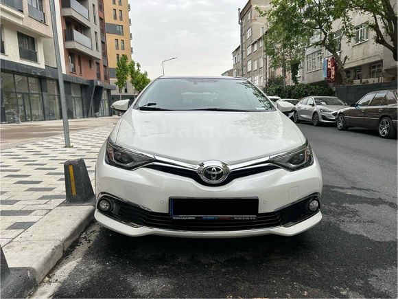 Sahibinden Toyota Auris 1.6 Premium 2016 Model İstanbul
