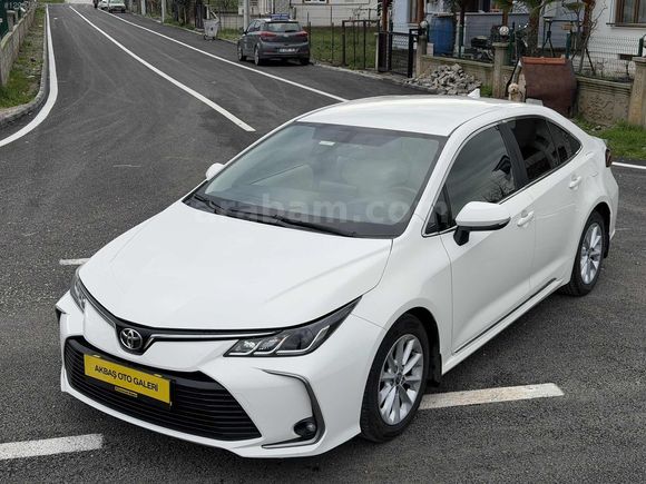 HATASIZ BOYASIZ TOYOTA CORALLA KREDİ KARTI GEÇERLİDİR