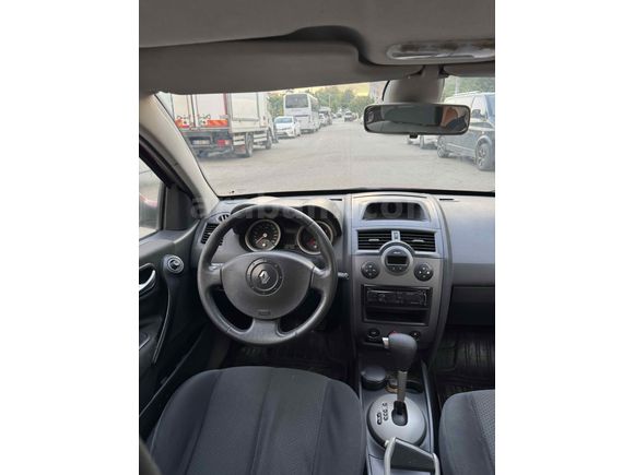 Galeriden Renault Megane 1.6 Dynamique 2005 Model Manisa
