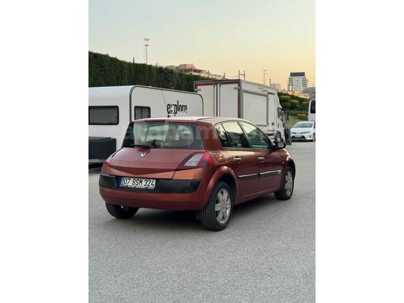 Galeriden Renault Megane 1.6 Dynamique 2005 Model Manisa