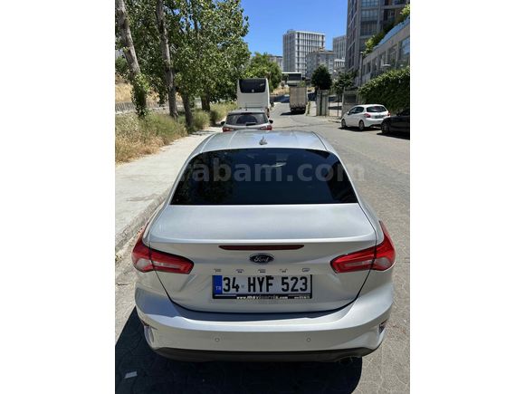 Ford Focus 1.5 EcoBlue Titanium Stil 2023 Model İstanbul