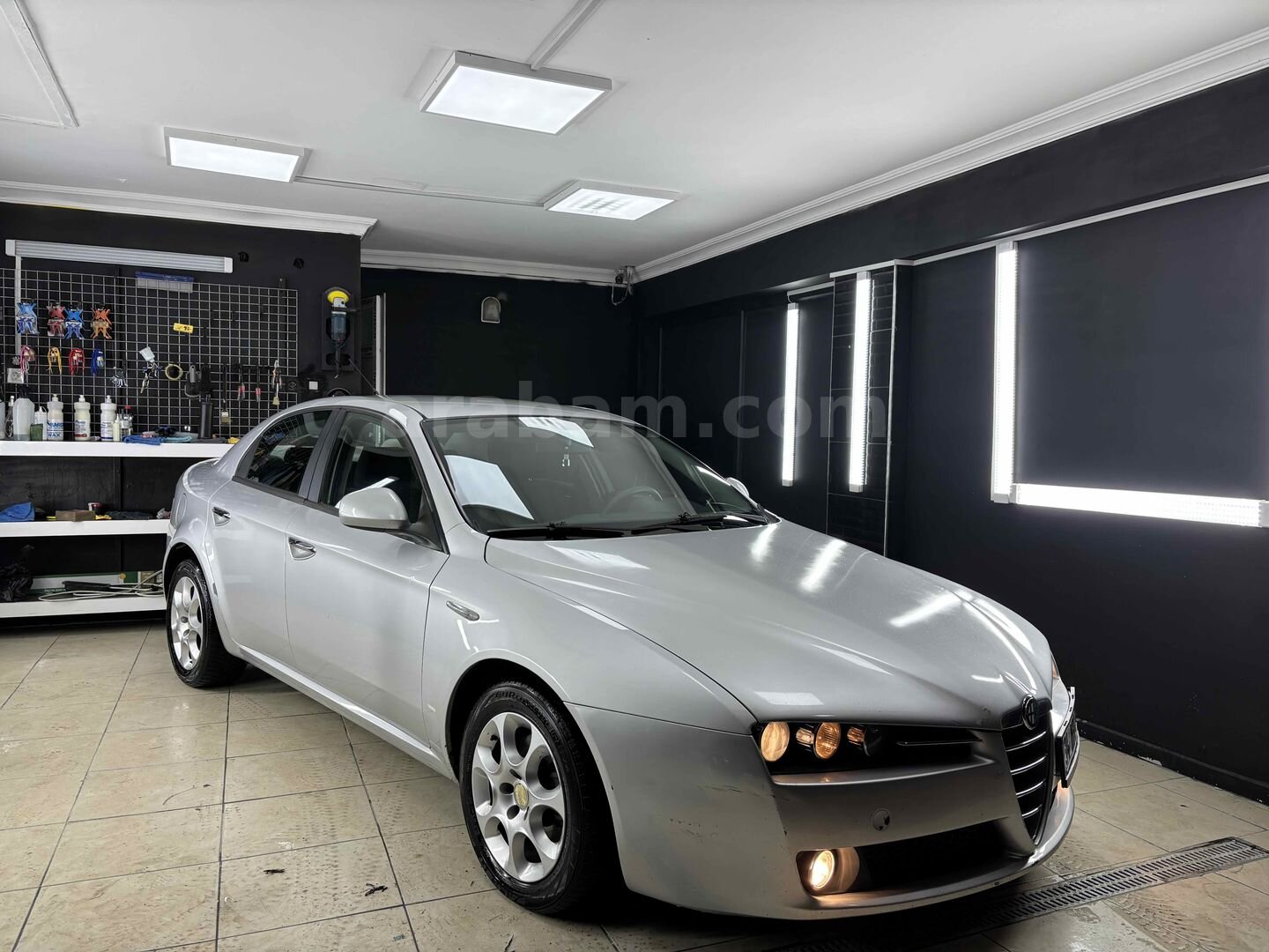 Sahibinden Alfa Romeo 159 1.9 JTD Distinctive 2007 Model İzmir 168.000 km Gri 3