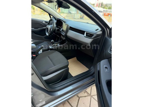 2025 Renault Clio 1.0 TCe Evolution OTOMATİK HATASIZ 