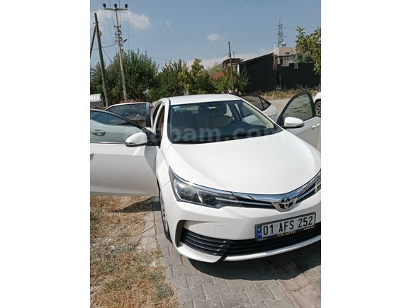 Sahibinden Toyota Corolla 1.33 Life 2016 Model  130.000 km Beyaz