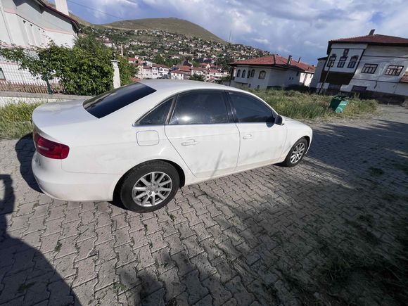 Sahibinden Audi A4 Sedan 2.0 TDI 2012 Model 