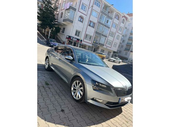 Sahibinden Skoda SuperB 1.6 TDI Prestige 2016 Model  179000 km Füme