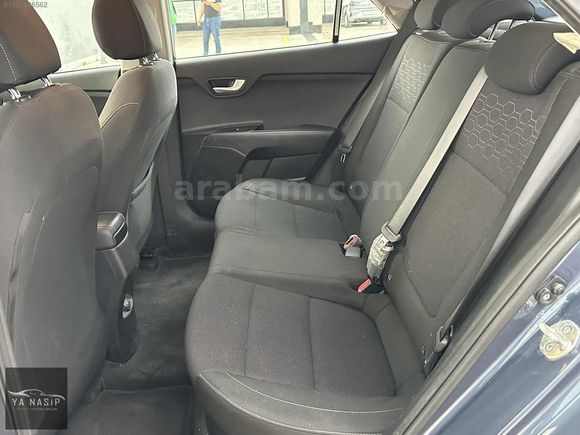 YANASİP'DEN 2019 KİA RİO 1.25 CVVT ELEGANCE HATCHBACHK MANUEL