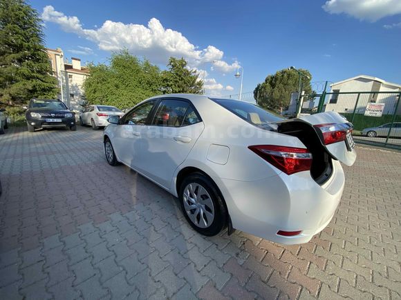 Sahibinden Toyota Corolla 1.33 Life 2017 Model 