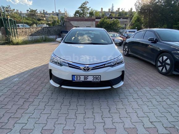 Sahibinden Toyota Corolla 1.33 Life 2017 Model 