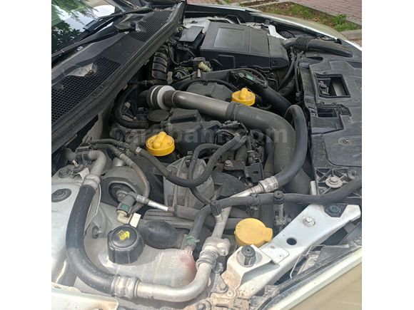 Sahibinden Renault Megane 1.5 dCi Expression 2012 Model  210.000 km Beyaz