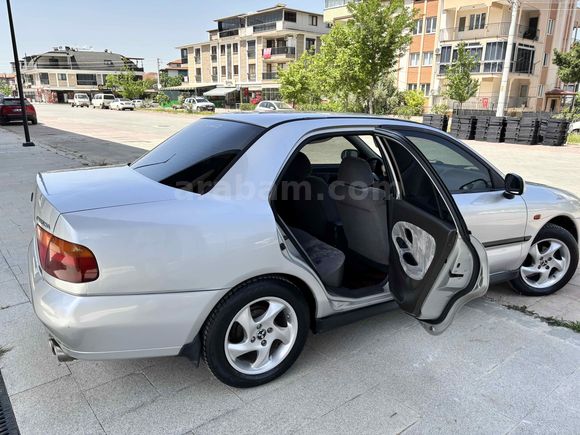 Sahibinden Mitsubishi Carisma 1.6 GLX 2000 Model 