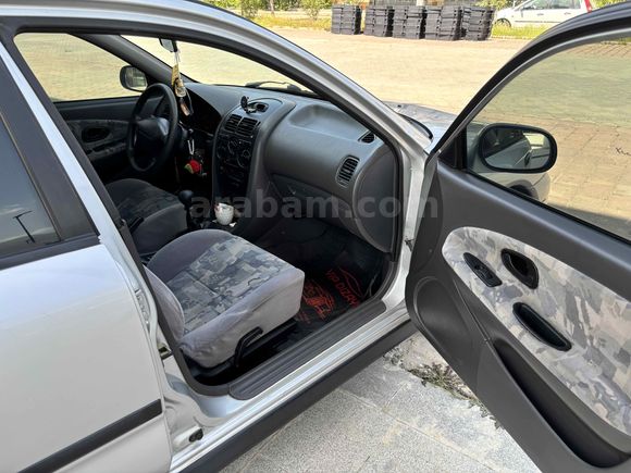 Sahibinden Mitsubishi Carisma 1.6 GLX 2000 Model 