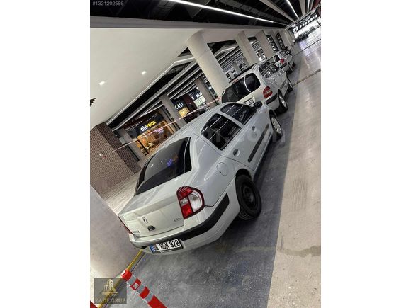 2004 MODEL 1,5 DCİ CLIO