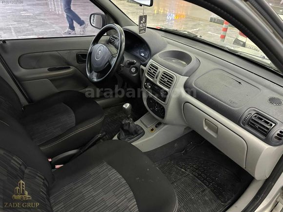 2004 MODEL 1,5 DCİ CLIO